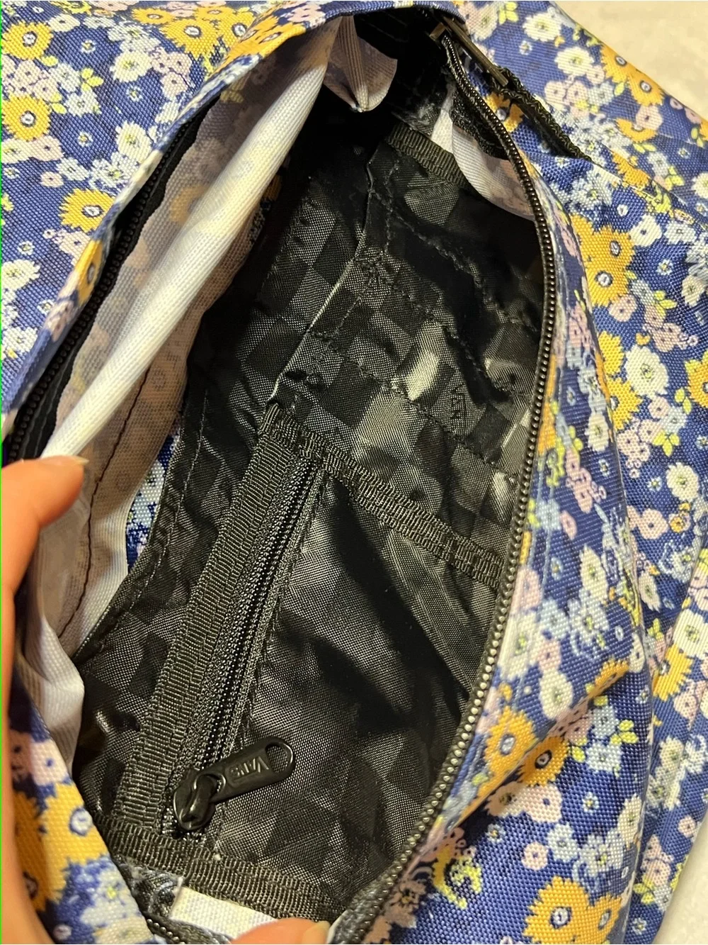 VANS Floral Backpack Blue/Yellow White Pattern  Zip Closure Inner/Outer Pockets